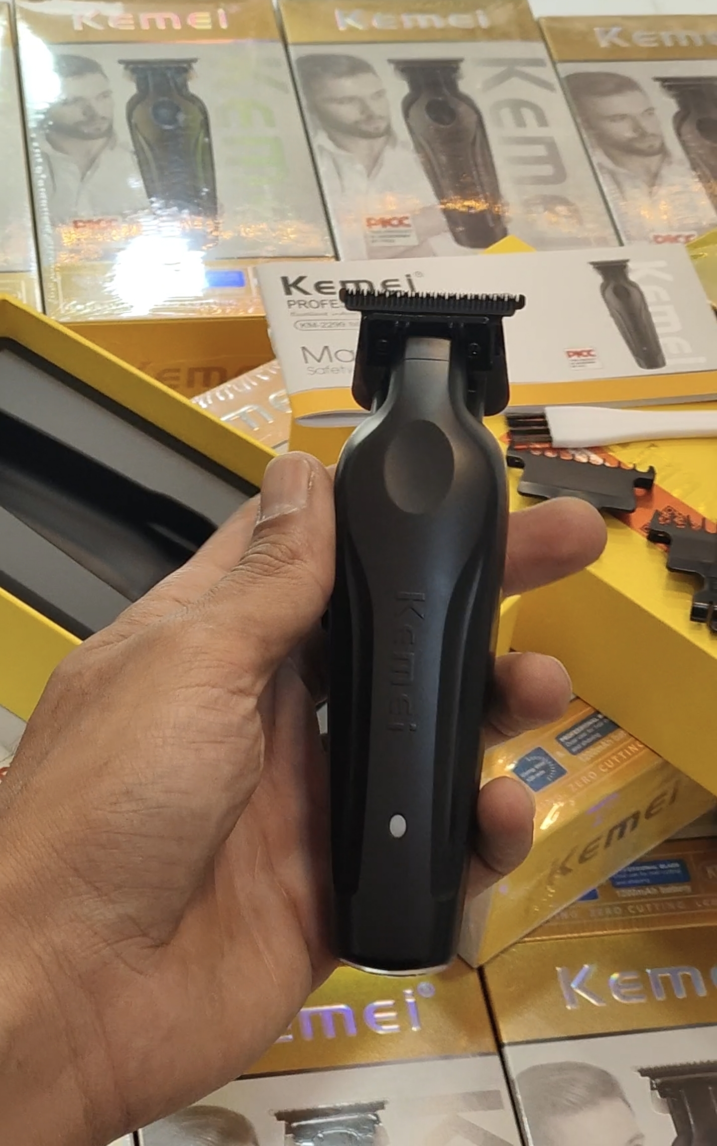 ماشین اصلاح موی سر و صورت کیمی مدل KM-2299New