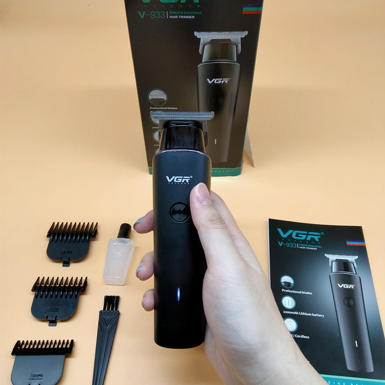 ماشین اصلاح موی سر و صورت وی جی ار مدل V-933 🔥 پک اصلی ارسال با پست پیشتاز 📦و تحویل فوری یک روزه به پست📥 ، همراه بسته بندی ضد ضربه 📦، محصول کاملآ پلمپ و وکیوم با جعبه سالم بدون آسیب 🎁و هفت روز ضمانت بازگشت وجه درصورت عدم رضایت 🔃✅